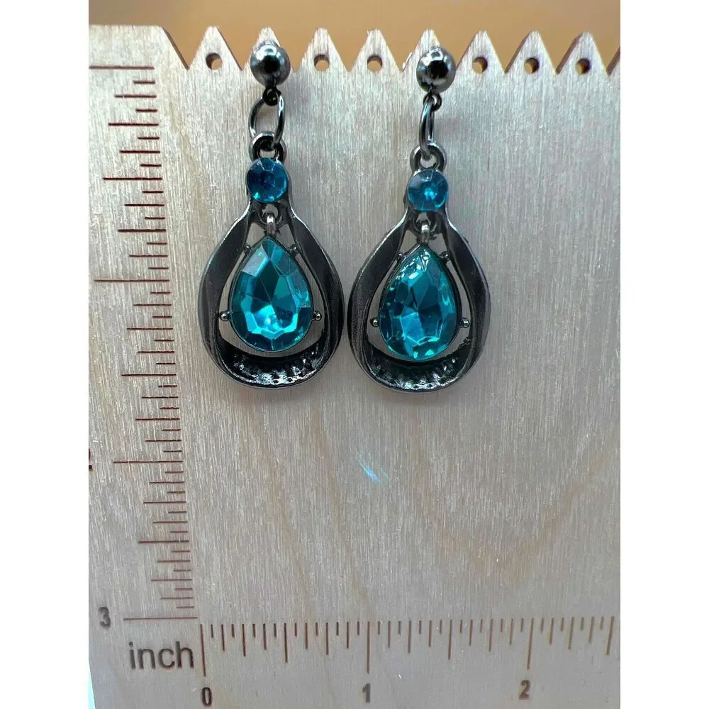 NEW Blue Crystal Silver Tone Drop Earrings Necklace Set - Picture 10 of 15